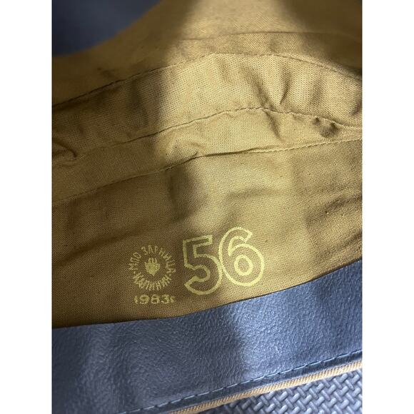 Vintage Russia USSR Cap with Assorted Military Pins Army 1983 Medals - Picture 6 of 7